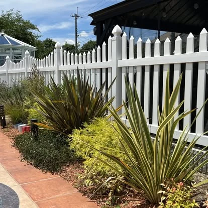 3078 Picket Fence 4